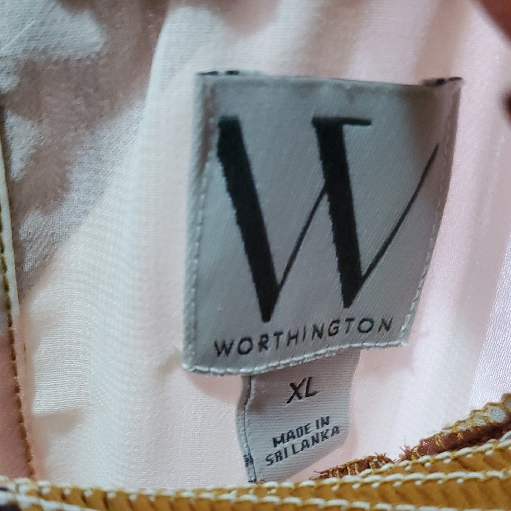 Worthington Geometric Sleeveless Blouse in Brown and Cream - Picture 2 of 4